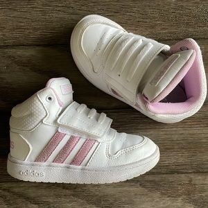 Toddler Adidas Shoes, White and Lilac color